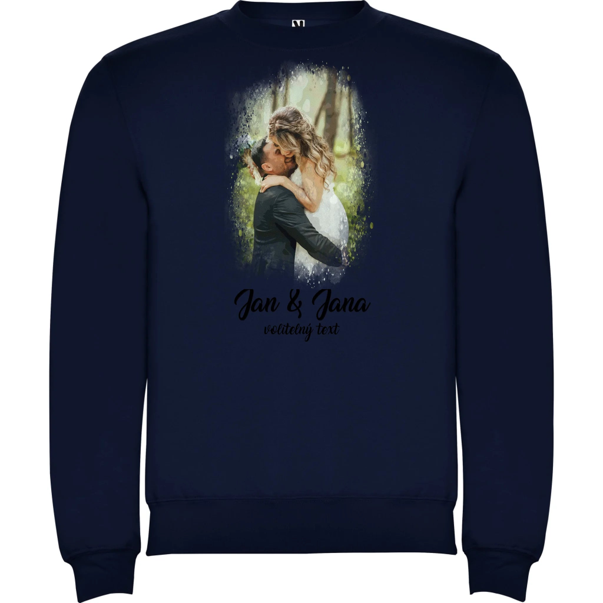 MIKINA BEZ KAPUCE UNISEX s motivem SVATBA (vložíte foto a texty) potisk jen dopředu unisex mikina clasica Námořnická modrá
