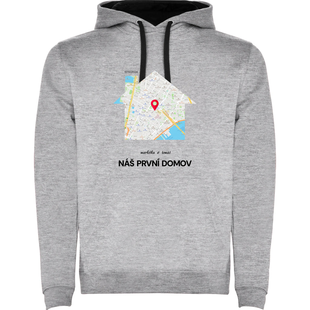 MIKINA S KAPUCÍ MAPA vyberte místo, generujte mapu, doplňte vlastní texty