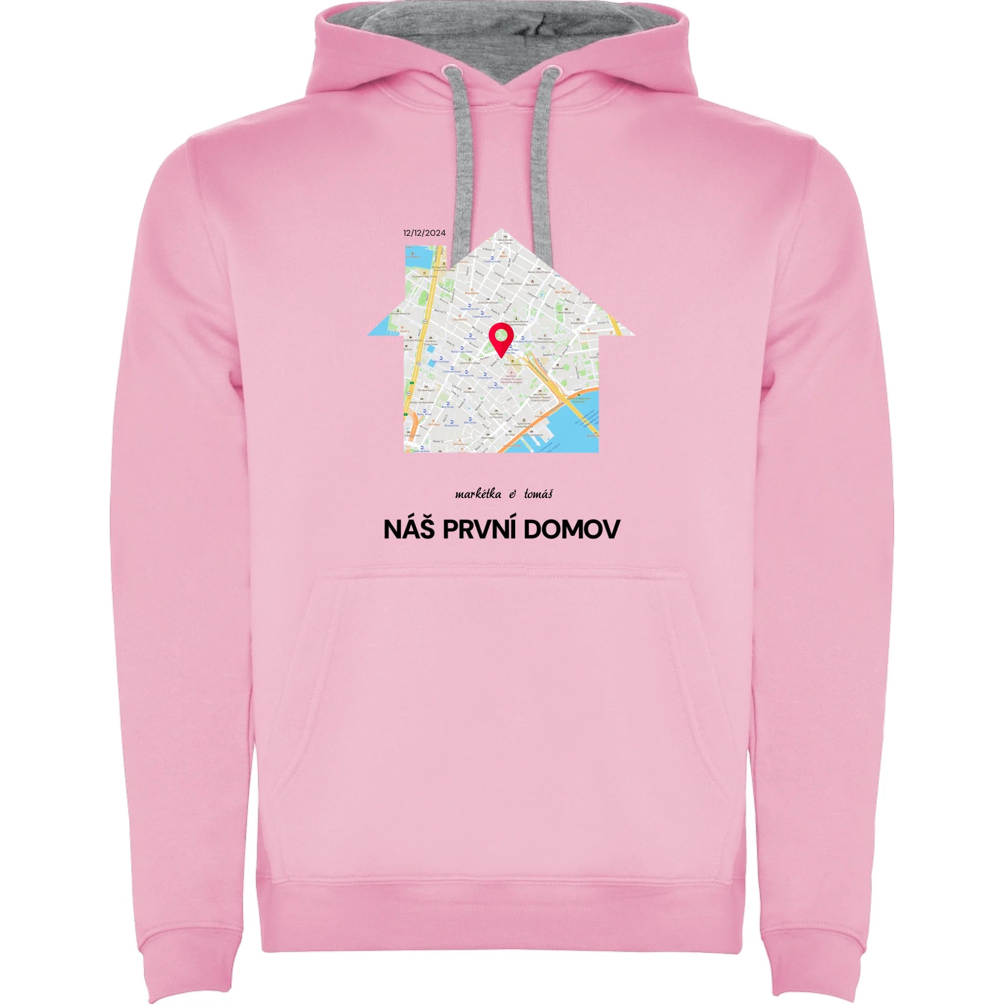 MIKINA S KAPUCÍ MAPA vyberte místo, generujte mapu, doplňte vlastní texty